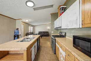 4211 E 100th Ave, Thornton, CO 80229 - Photo 2