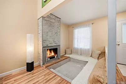 2858 S Vaughn Way, Aurora, CO 80014 - Photo 4