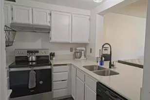 4242 S Mobile Cir, Aurora, CO 80013 - Photo 8