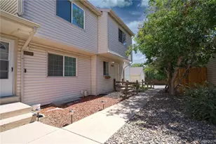 4242 S Mobile Cir, Aurora, CO 80013 - Photo 2
