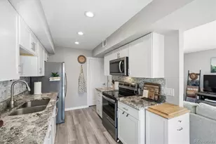 9775 Croke Dr, Thornton, CO 80260 - Photo 12