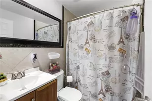1093 S Holland St, Lakewood, CO 80226 - Photo 16