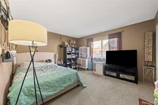 10211 Ura Ln, Denver, CO 80260 - Photo 14