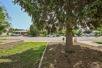 735 S Krameria Street, Denver, CO 80224 - Photo 14