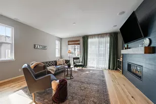 2618 Villageview Ln, Castle Rock, CO 80104 - Photo 4