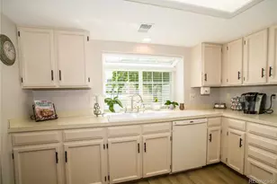 12420 E Pacific Cir, Aurora, CO 80014 - Photo 8