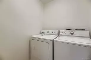 1870 S Pitkin Cir, Aurora, CO 80017 - Photo 18