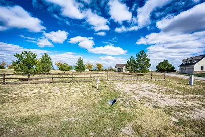 640 Green Gables Way, Bennett, CO 80102 - Photo 2
