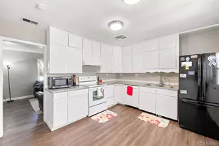 708 Zion St, Aurora, CO 80011 - Photo 8