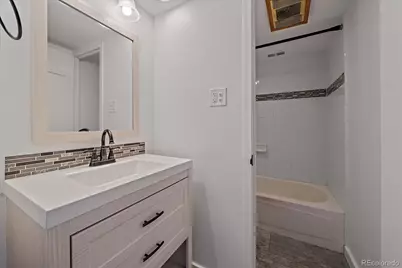 888 N Logan Street #4F, Denver, CO 80203 - Photo 10