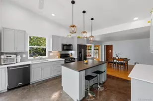 2060 Dover St, Lakewood, CO 80215 - Photo 12
