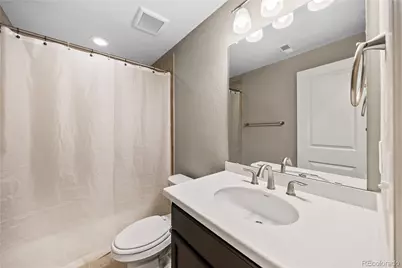 27746 E Frost Place, Aurora, CO 80016 - Photo 32