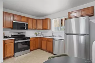 5544 Zion Ct, Denver, CO 80239 - Photo 8
