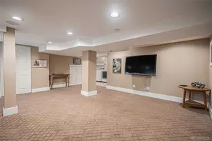 726 S Corona St, Denver, CO 80209 - Photo 26