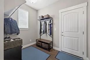 8023 S Eaton Park Ct, Aurora, CO 80016 - Photo 26