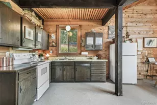 8123 Y Camp Rd, Sedalia, CO 80135 - Photo 20