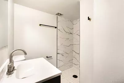 556 Empire Street, Aurora, CO 80010 - Photo 14