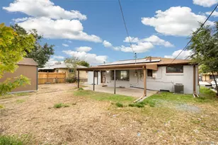 556 Empire St, Aurora, CO 80010 - Photo 22