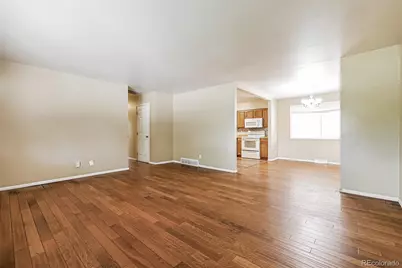 432 S Potomac Circle, Aurora, CO 80012 - Photo 4