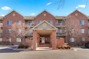 2895 W Riverwalk Cir, Littleton, CO 80123 - Photo 2
