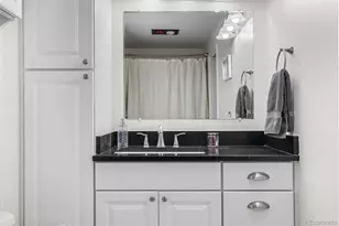 1318 S Biscay St, Aurora, CO 80017 - Photo 20