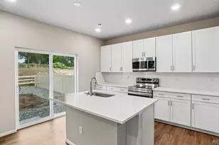 4725 Hauler Ln, Brighton, CO 80601 - Photo 4