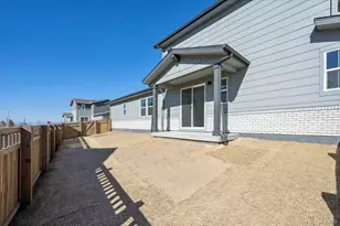 4709 N Valdai Ct, Aurora, CO 80019 - Photo 20