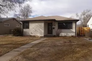 2209 Macon St, Aurora, CO 80010 - Photo 2