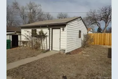 2209 Macon Street, Aurora, CO 80010 - Photo 16