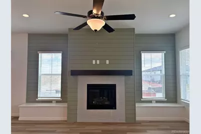8902 S Riviera Way, Aurora, CO 80016 - Photo 6