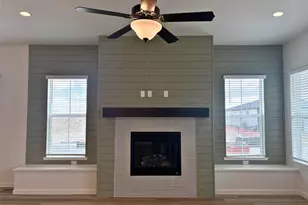 8902 S Riviera Way, Aurora, CO 80016 - Photo 6