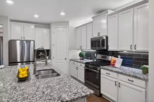 6064 Flattop St, Golden, CO 80403 - Photo 8