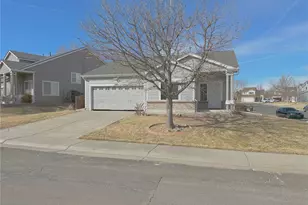 5305 S Ireland Way, Centennial, CO 80015 - Photo 2