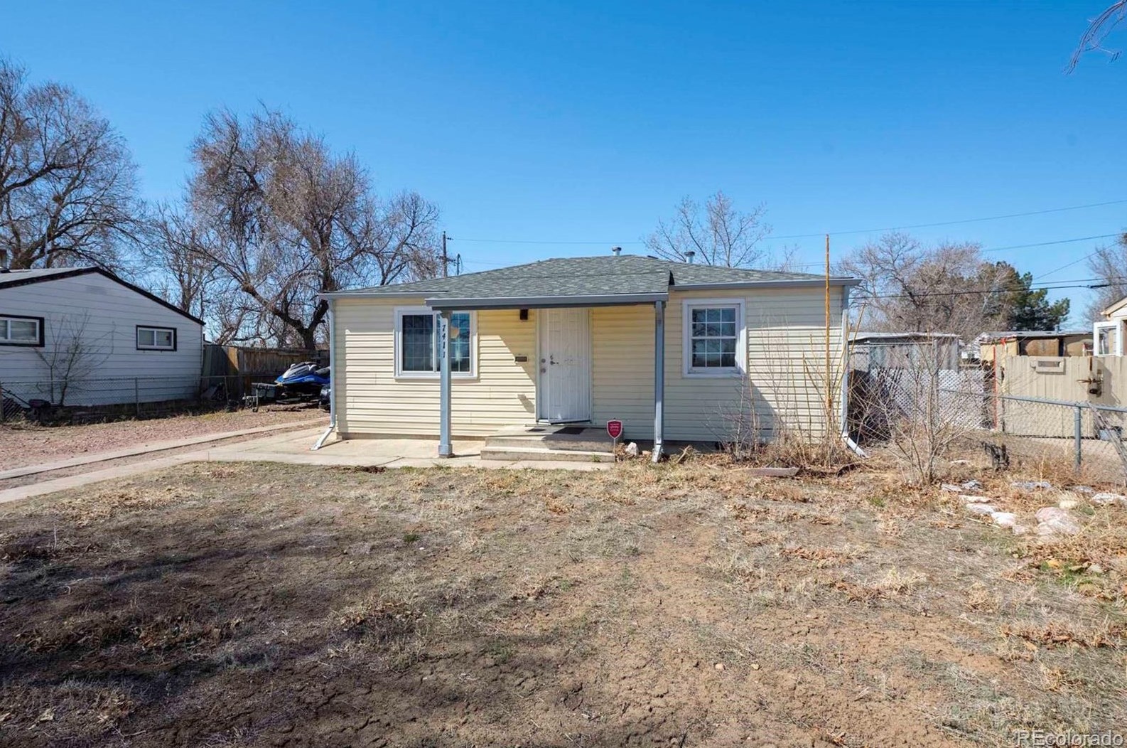 7411 Quebec St, Denver, CO 80022-1660