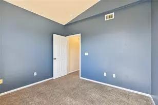 2551 S Bahana Circle, Aurora, CO 80013 - Photo 16
