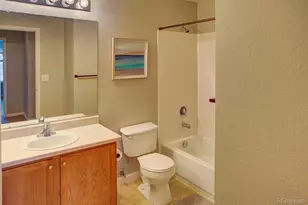 5763 N Gibralter Way, Aurora, CO 80019 - Photo 6