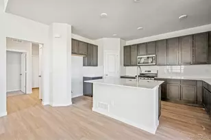 22736 E 47th Pl, Aurora, CO 80019 - Photo 4