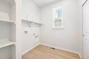 22736 E 47th Pl, Aurora, CO 80019 - Photo 10