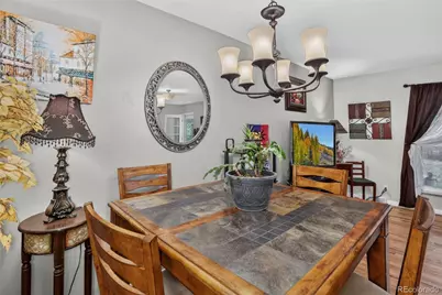 647 W Valleyview Avenue, Littleton, CO 80120 - Photo 10