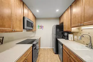 12100 Melody Dr, Denver, CO 80234 - Photo 12