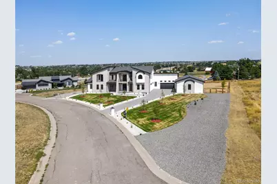 6776 S Flanders Court, Centennial, CO 80016 - Photo 4