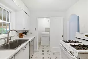 1260 S Winona Ct, Denver, CO 80219 - Photo 14