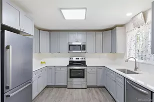 1154 S Kalispell St, Aurora, CO 80017 - Photo 8