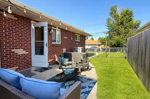 3632 Grape St, Denver, CO 80207 - Photo 14