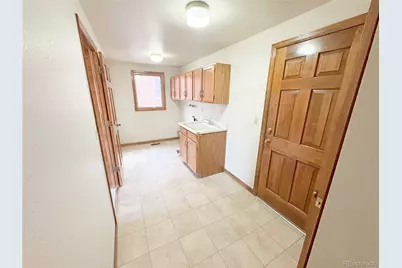 7706 S Madison Circle, Centennial, CO 80122 - Photo 40