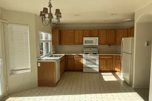 20528 E Grand Ln, Aurora, CO 80015 - Photo 6