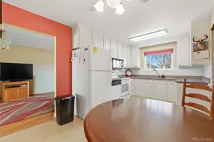 11335 Franklin St, Northglenn, CO 80233 - Photo 6