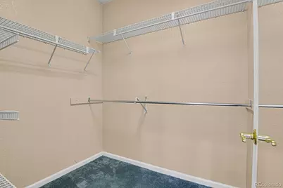 2668 S Troy Court, Aurora, CO 80014 - Photo 6
