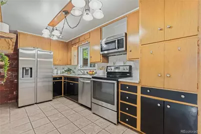 382 Zion Street, Aurora, CO 80011 - Photo 8