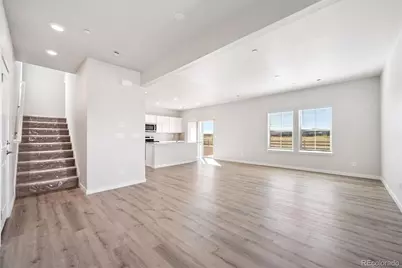 9423 Danube Street, Commerce City, CO 80022 - Photo 6